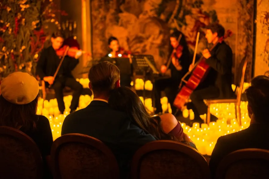 Gallery Candlelight