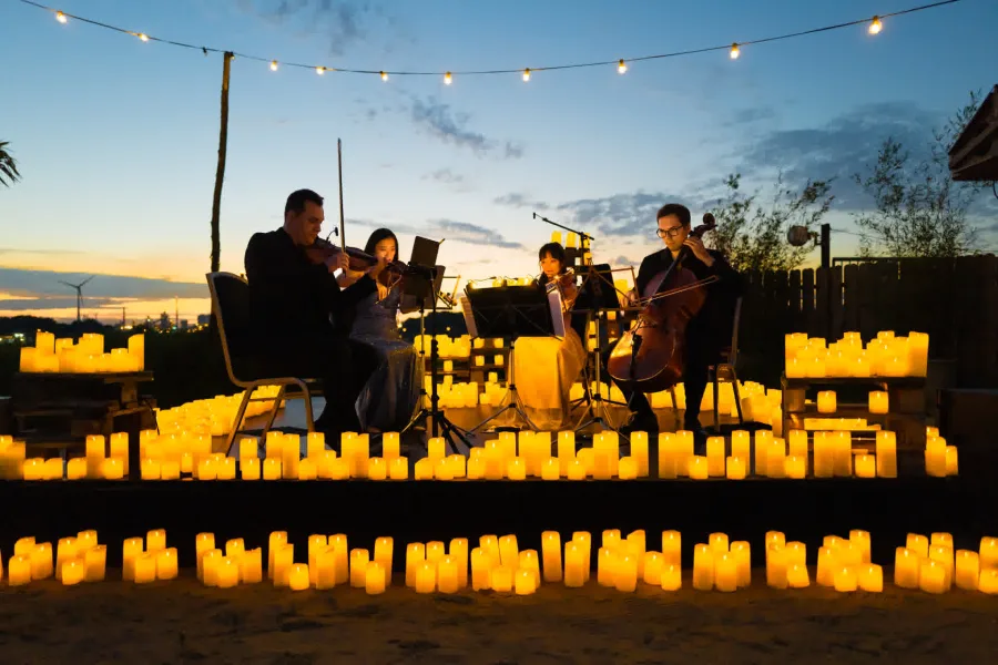 Gallery Candlelight